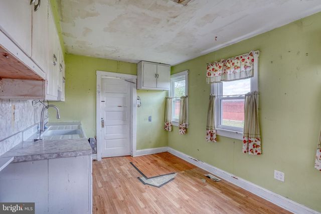 461 HARTLY RD, Hartly, DE 19953