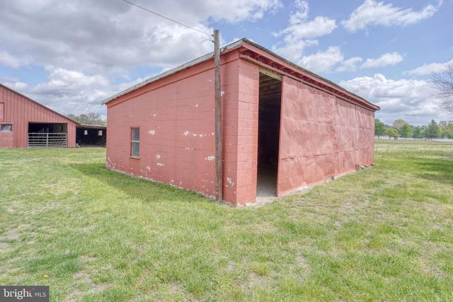 461 HARTLY RD, Hartly, DE 19953