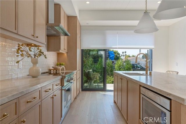 11825 Tennessee Avenue, Los Angeles, CA 90064