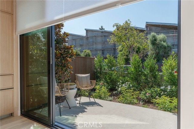 11825 Tennessee Avenue, Los Angeles, CA 90064