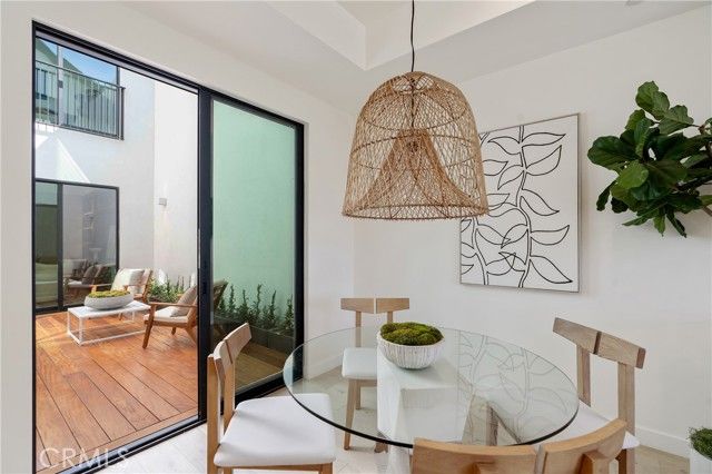 11825 Tennessee Avenue, Los Angeles, CA 90064