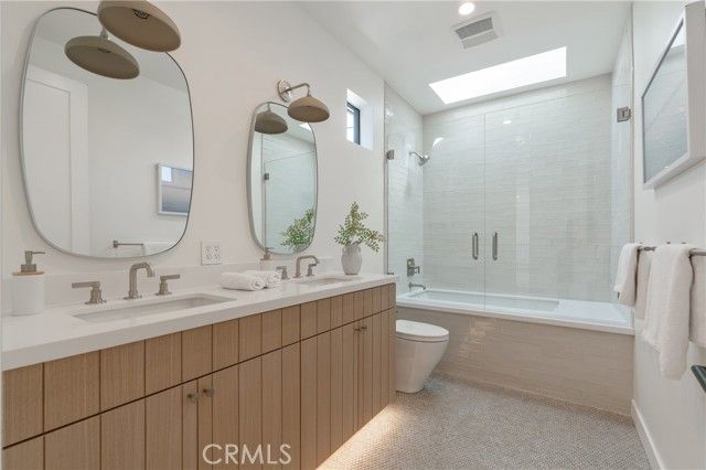 11825 Tennessee Avenue, Los Angeles, CA 90064