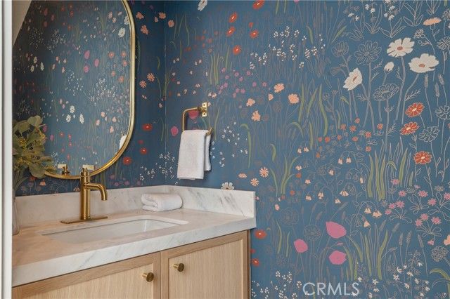 11825 Tennessee Avenue, Los Angeles, CA 90064