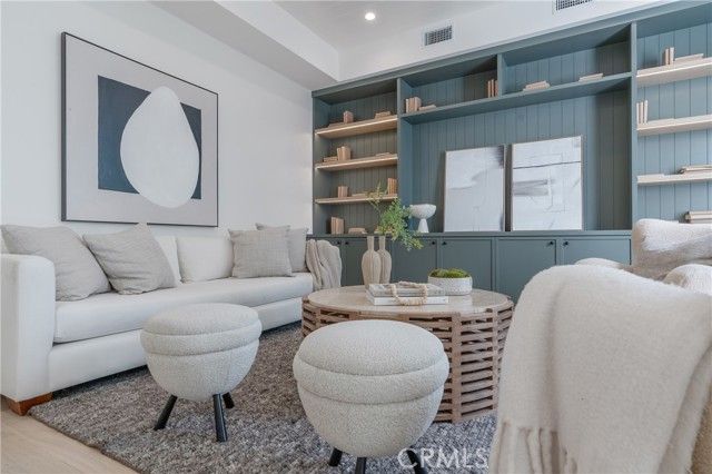 11825 Tennessee Avenue, Los Angeles, CA 90064