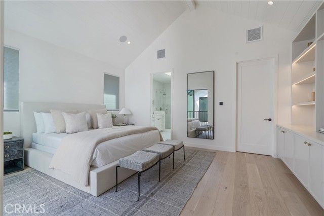 11825 Tennessee Avenue, Los Angeles, CA 90064