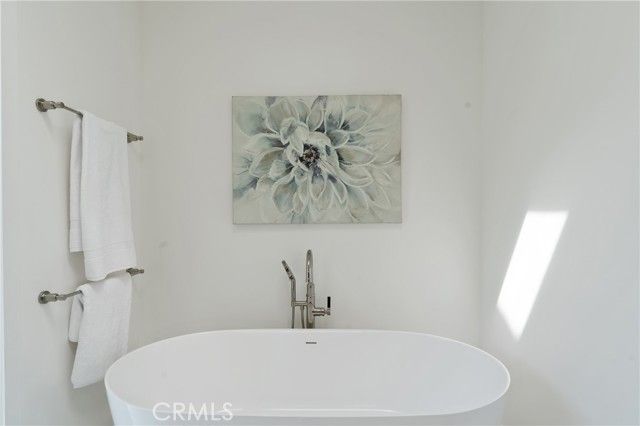 11825 Tennessee Avenue, Los Angeles, CA 90064