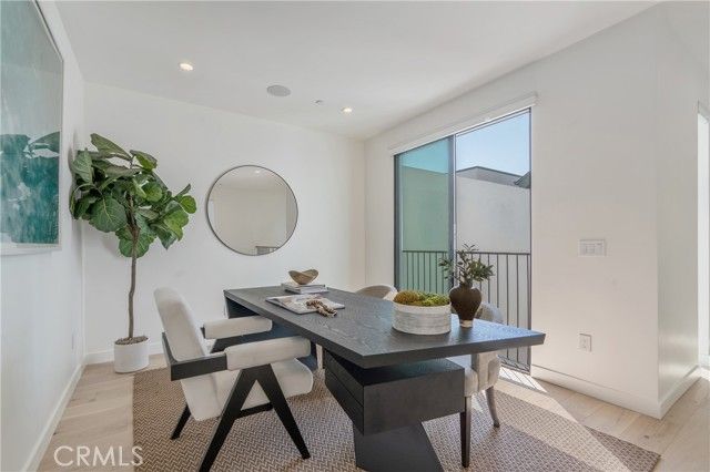 11825 Tennessee Avenue, Los Angeles, CA 90064