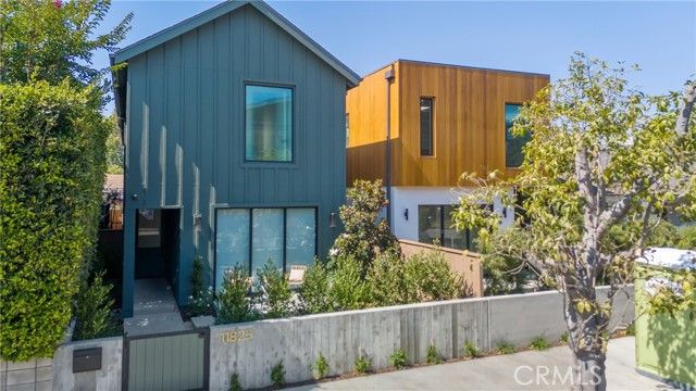 11825 Tennessee Avenue, Los Angeles, CA 90064