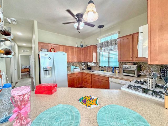 7652 Garfield 7, Huntington Beach, CA 92648