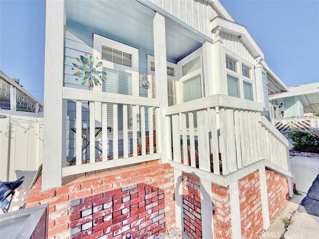 7652 Garfield 7, Huntington Beach, CA 92648