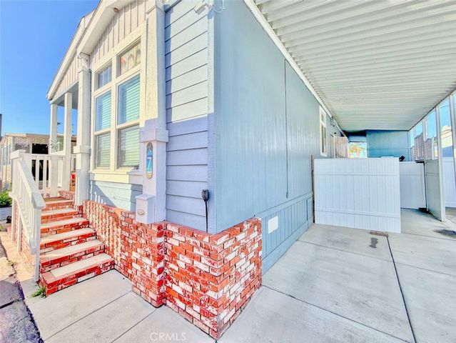 7652 Garfield 7, Huntington Beach, CA 92648