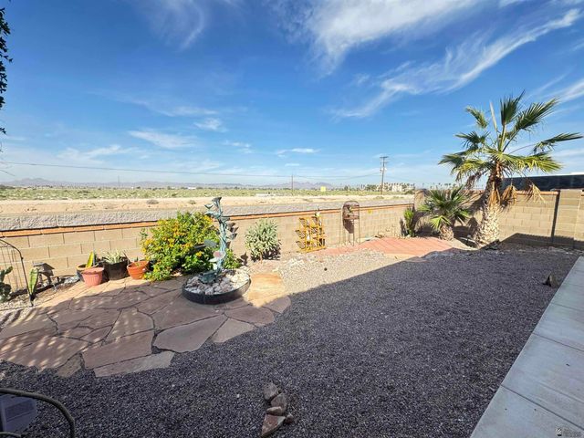 28712 Canal Ave, Wellton, AZ 85356