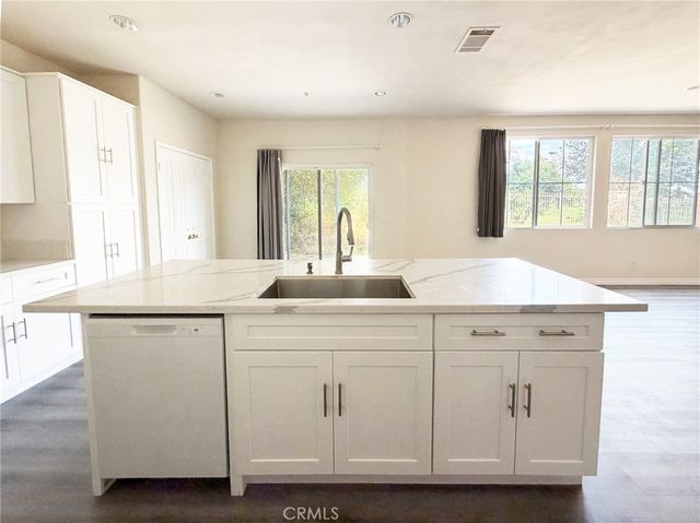 5833 Seminole, Fontana, CA 92336