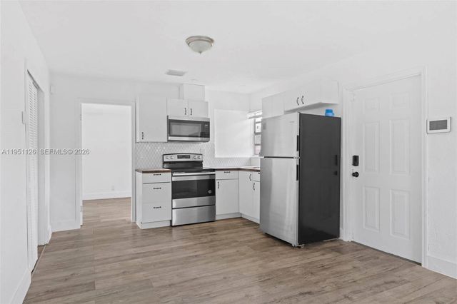 1344 NW 7th Ter, Fort Lauderdale, FL 33311