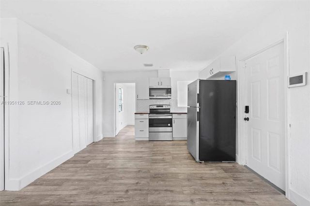 1344 NW 7th Ter, Fort Lauderdale, FL 33311