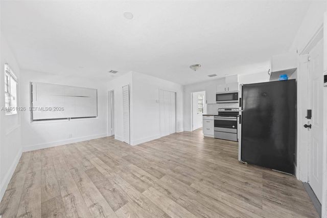 1344 NW 7th Ter, Fort Lauderdale, FL 33311