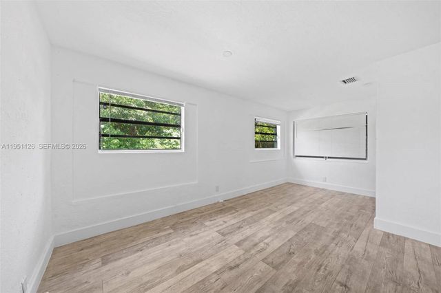 1344 NW 7th Ter, Fort Lauderdale, FL 33311