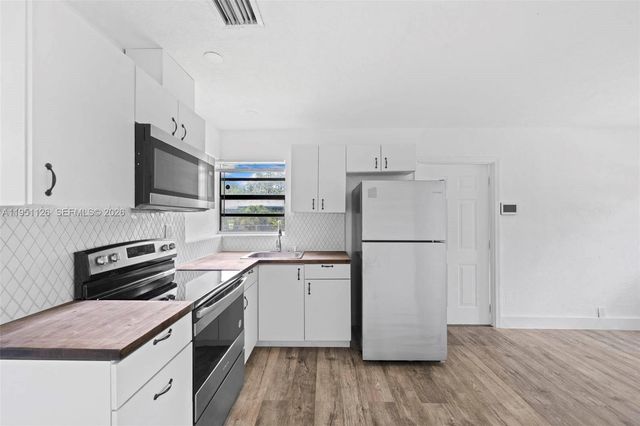 1344 NW 7th Ter, Fort Lauderdale, FL 33311