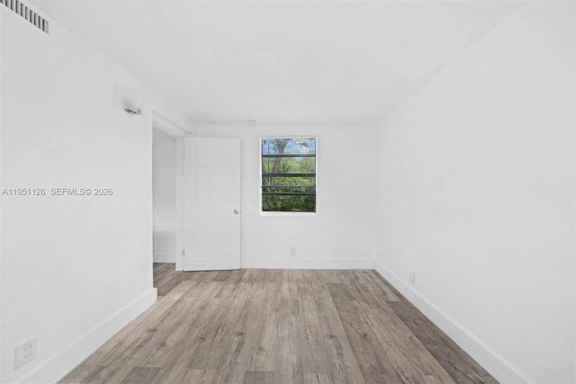 1344 NW 7th Ter, Fort Lauderdale, FL 33311