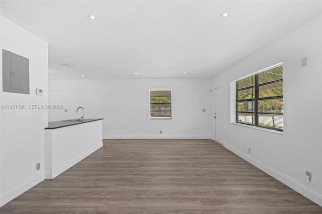 1344 NW 7th Ter, Fort Lauderdale, FL 33311