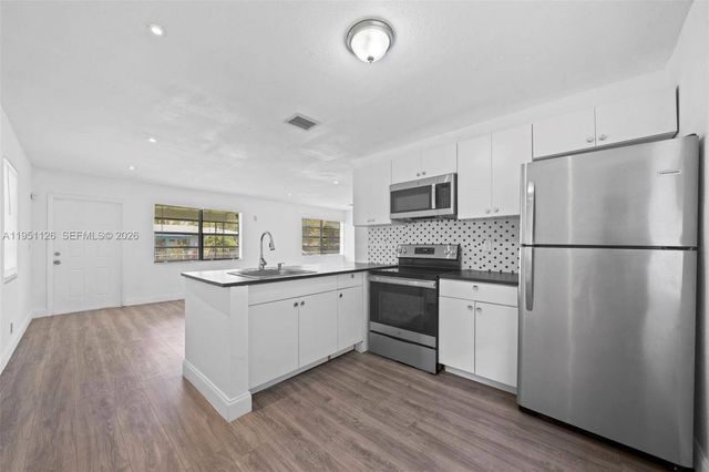 1344 NW 7th Ter, Fort Lauderdale, FL 33311