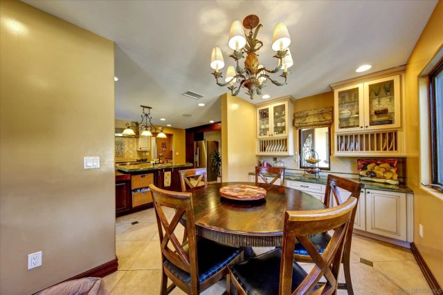 2540 Chatsworth, San Diego, CA 92106