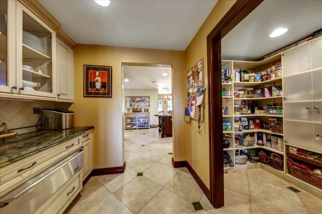 2540 Chatsworth, San Diego, CA 92106