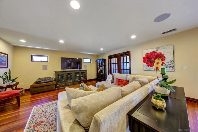 2540 Chatsworth, San Diego, CA 92106