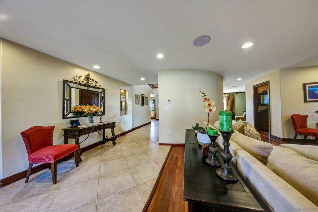 2540 Chatsworth, San Diego, CA 92106