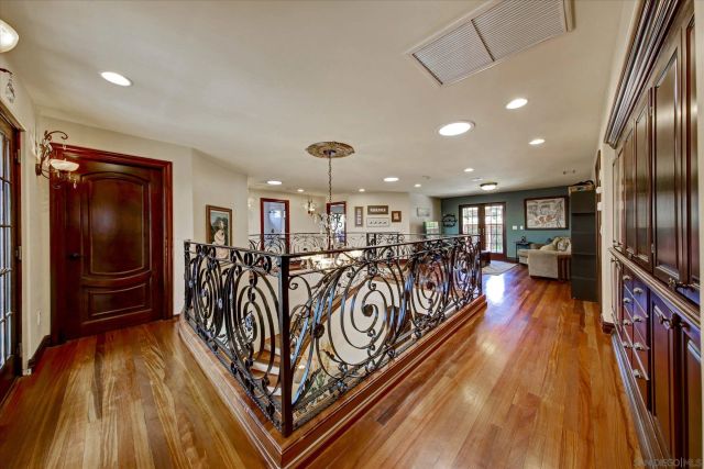 2540 Chatsworth, San Diego, CA 92106