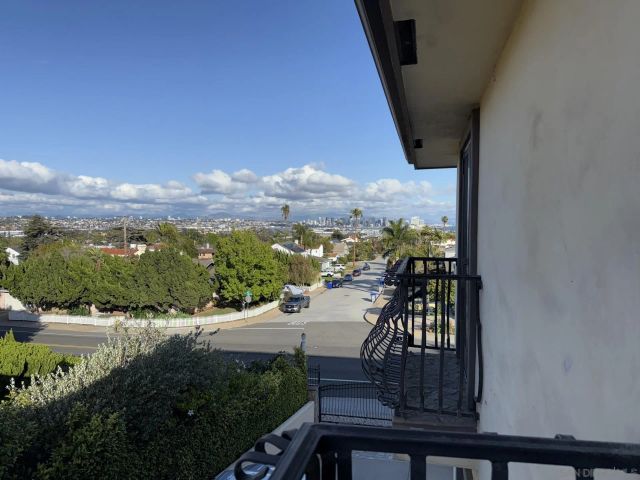 2540 Chatsworth, San Diego, CA 92106