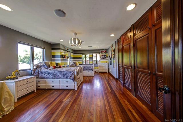 2540 Chatsworth, San Diego, CA 92106