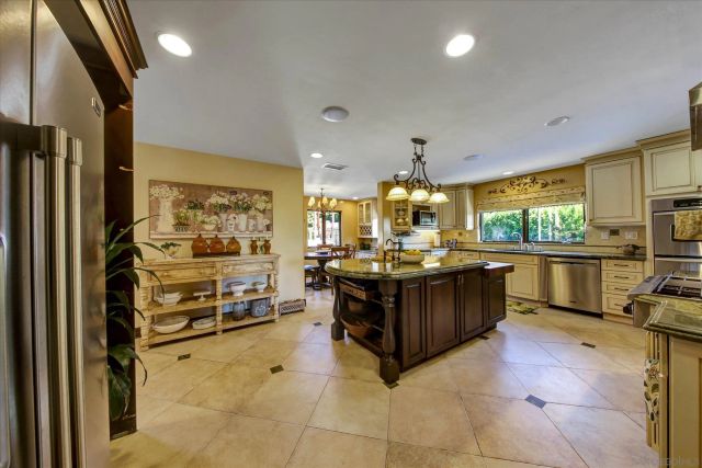2540 Chatsworth, San Diego, CA 92106