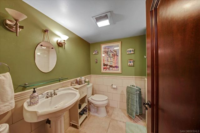 2540 Chatsworth, San Diego, CA 92106
