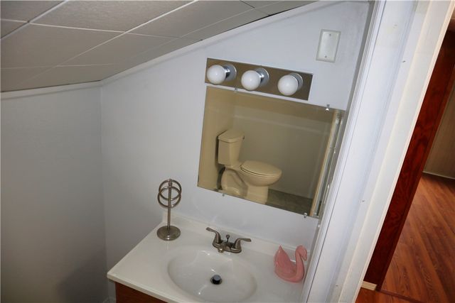 506 Lewis Ave, Jeannette, PA 15644