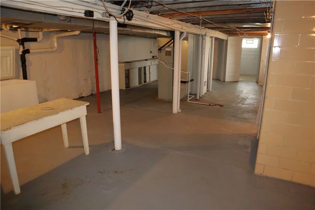 506 Lewis Ave, Jeannette, PA 15644