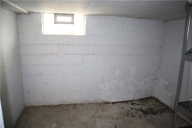 506 Lewis Ave, Jeannette, PA 15644