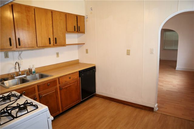 506 Lewis Ave, Jeannette, PA 15644