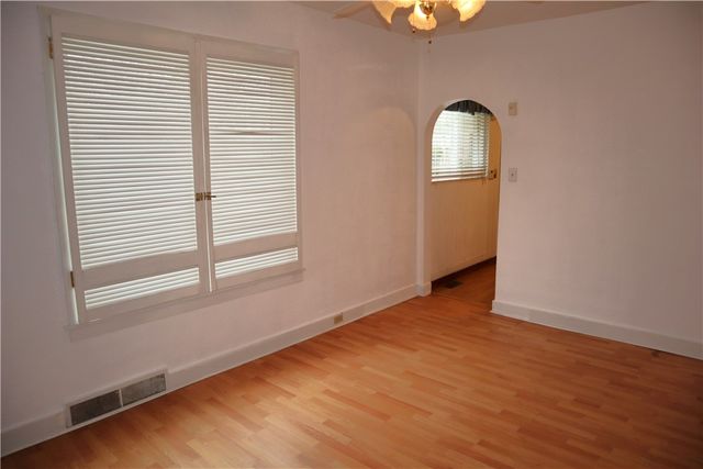 506 Lewis Ave, Jeannette, PA 15644