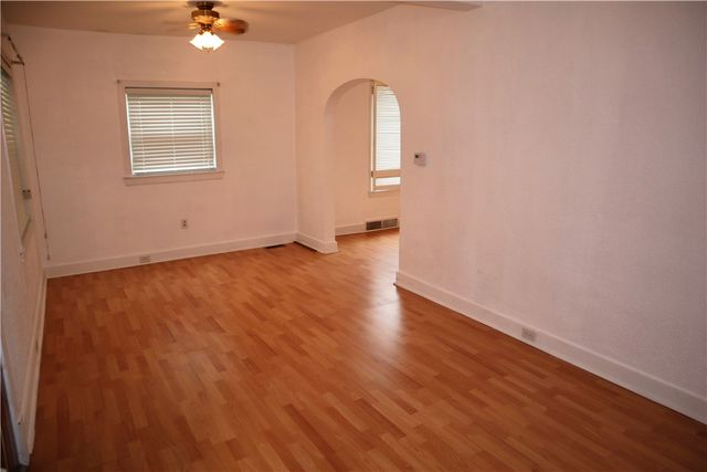 506 Lewis Ave, Jeannette, PA 15644