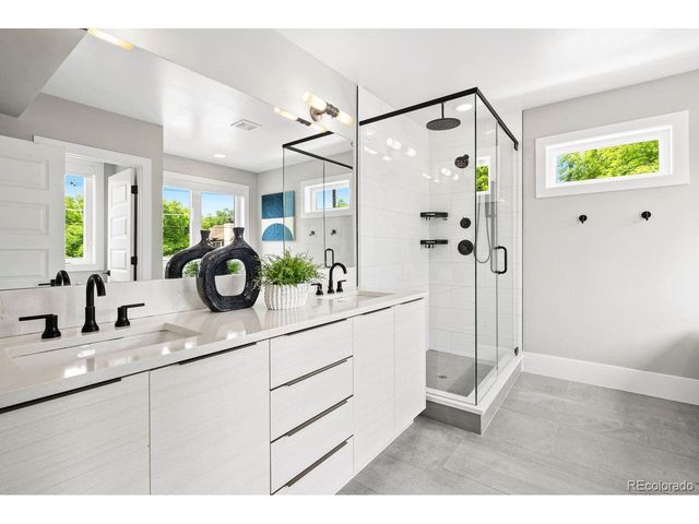 1500 S Elizabeth St, Denver, CO 80210