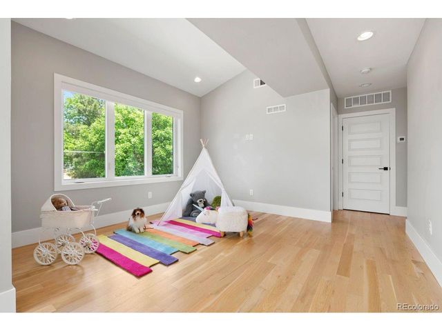 1500 S Elizabeth St, Denver, CO 80210