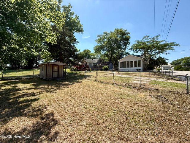 101 Cherry Street, Williamston, NC 27892