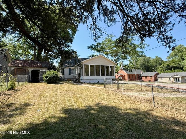 101 Cherry Street, Williamston, NC 27892