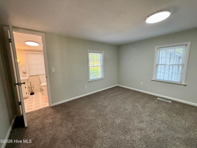 101 Cherry Street, Williamston, NC 27892