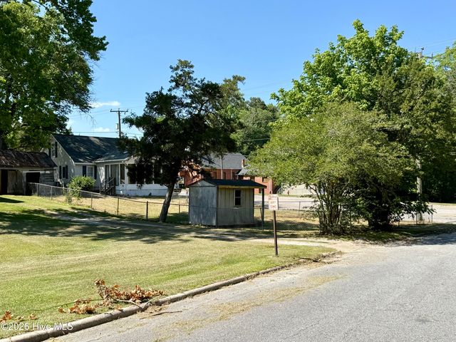 101 Cherry Street, Williamston, NC 27892