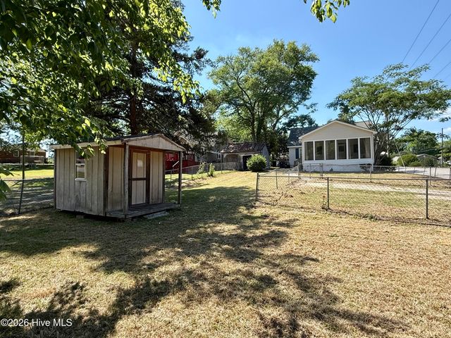 101 Cherry Street, Williamston, NC 27892