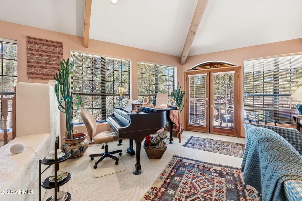 Image 11 of property listing at 1750 CAMBRIDGE Drive, Prescott, AZ 86305