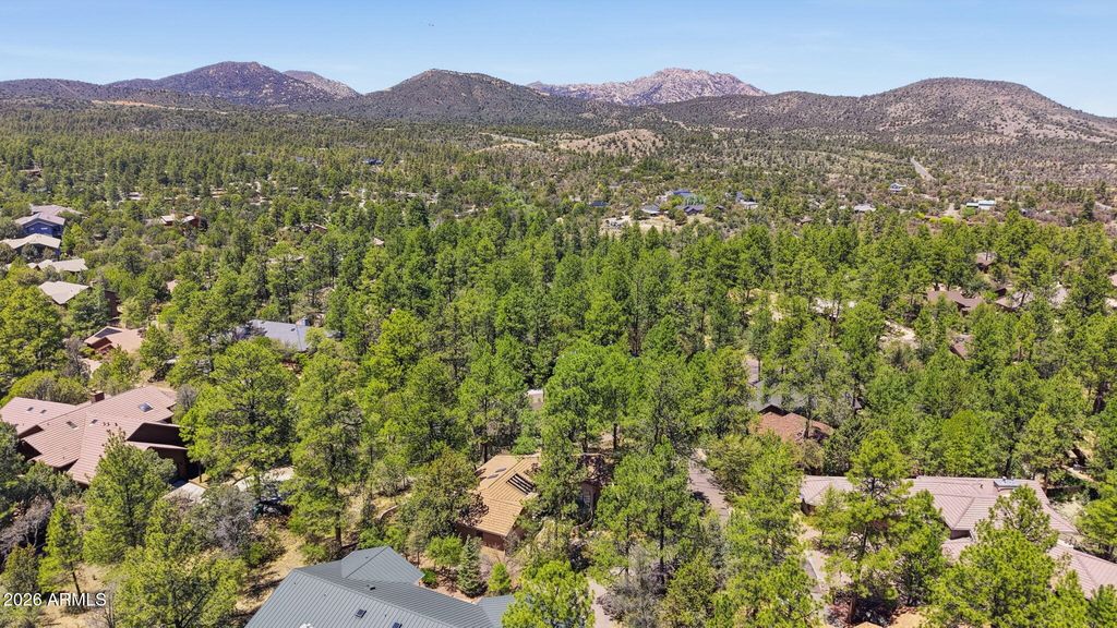 Image 41 of property listing at 1750 CAMBRIDGE Drive, Prescott, AZ 86305