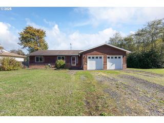 25855 Chinook St, Cloverdale, OR 97112